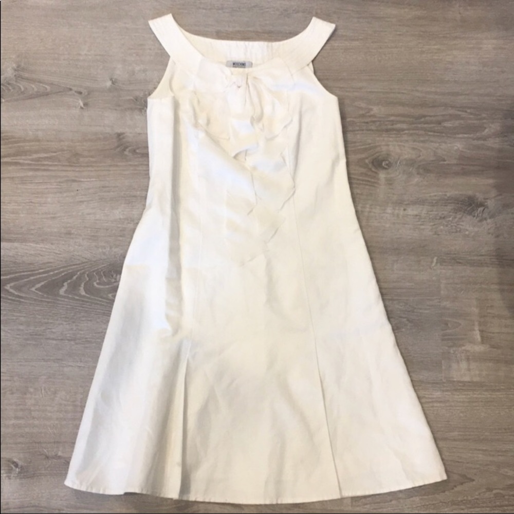 Moschino sweetheart white dress
